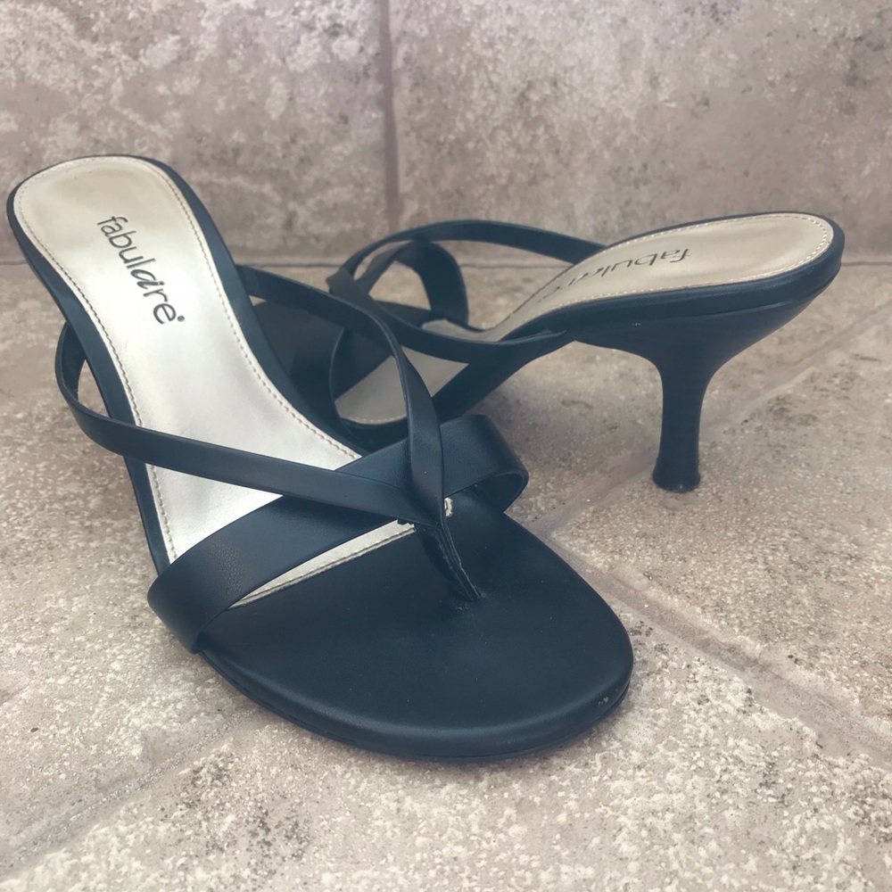 Cute summer sandal. Size 6-1/2